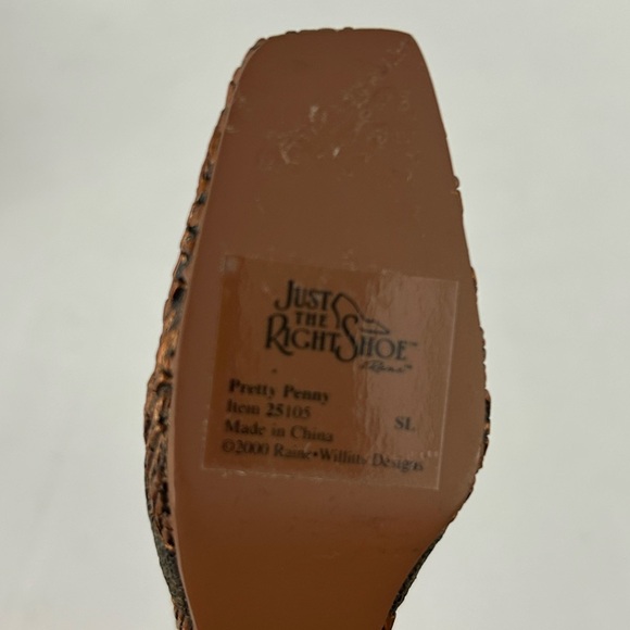 Two Miniature Shoe Figurines Just The Right Shoe 1999, 2000 - Picture 4 of 9